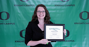 Leslie Coonrod, a lecturer and the associate director of the Bioinformatics and Genomics Master’s Program within the Knight Campus Graduate Internship Program holds her biology teaching award